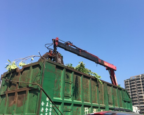 台南中西區鋸樹清運, 台南中西區環境整理, 台南中西區鋸樹, 台南中西區除草鋸樹, 
                    台南中西區代客除草, 台南中西區除(割)草作業, 台南中西區割草, 台南中西區除草, 台南中西區割草整地, 台南中西區除草整地, 台南中西區除草工, 台南中西區整地除草費用, 台南中西區空地割草, 台南中西區整地除草, 
                    台南中西區空地除草