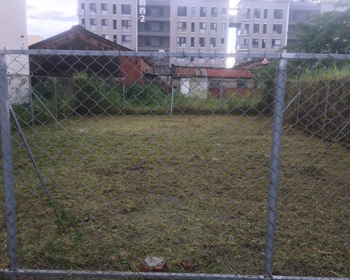 台南人工收草, 台南建地除草, 台南建地割草, 台南環境清理, 台南除草景觀工程, 台南重劃土地除草, 台南果樹農地除草, 台南園區空地除草, 台南除草鋸樹, 台南墓地清理, 台南道路除草, 
    	台南圍籬工程除草, 台南代客除草, 台南除(割)草作業, 台南割草, 台南除草, 台南割草整地, 台南除草整地, 台南空地除草價格, 台南除草工, 台南整地除草費用, 
        台南空地割草, 台南整地除草, 台南空地除草