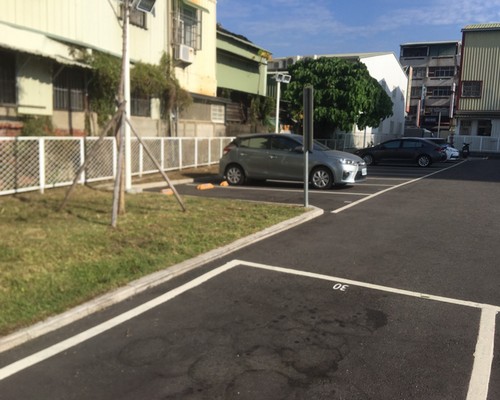 台南割草, 台南除草, 台南割草整地, 台南除草整地, 台南代客除草, 台南空地除草價格, 台南除草工, 台南整地除草費用, 
        台南建地割草, 台南整地除草, 台南建地除草
