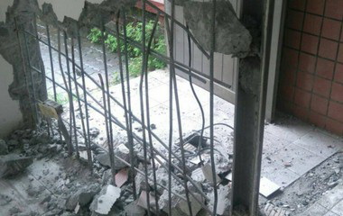 台中拆除工程, 台中隔間拆除, 台中磚牆拆除, 台中拆除公司, 台中廁所浴室拆除, 台中天花板拆除, 台中水泥地磚拆除, 台中衛浴浴缸拆除