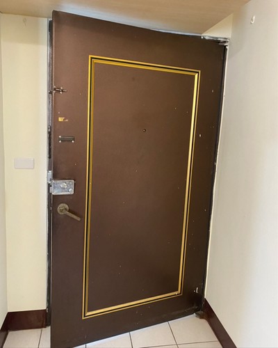 台中中區門片油漆, 台中中區木作油漆, 台中中區油漆, 台中中區油漆推薦, 台中中區油漆師傅, 台中中區油漆粉刷, 台中中區油漆工程價格, 台中中區外牆油漆, 台中中區外牆防水油漆, 台中中區油漆工程行, 台中中區油漆推薦, 台中中區油漆行, 台中中區油漆工程價目表, 台中中區油漆, 台中中區油漆工程, 台中中區油漆施工價目表, 台中油漆施工, 台中中區壁癌處理