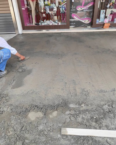 新店騎樓地面打除, 新店抿石子, 新店泥作土水工程承包, 新店騎樓地板翻修, 新店騎樓地坪施工, 新店貼磁磚, 新店騎樓磁磚工程