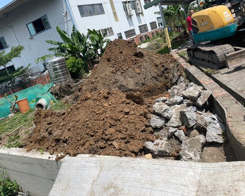 台中東區拆除服務, 台中東區拆屋清運, 台中東區房屋拆除, 台中東區廠房拆除, 台中東區整地工程, 
                    台中東區拆除工程承包, 台中東區清運土石, 台中東區拆除工程費用, 台中東區拆除清運, 台中東區拆除費用估算, 台中東區拆除工程公司, 台中東區拆除工程推薦, 台中東區拆除公司, 台中東區拆除清運