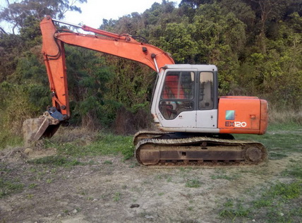 彰化怪手挖土機