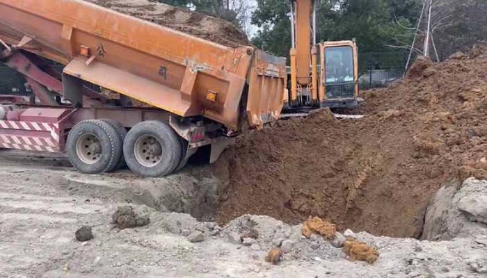 彰化芬園填土,提供彰化芬園土地增高,低窪地填土,彰化芬園填土整地, 彰化芬園填土一車多少錢?, 彰化芬園農地填土, 彰化芬園土地回填, 彰化芬園填土整地,
彰化芬園建地填土, 彰化芬園填土作業, 彰化芬園填土價格, 彰化芬園地勢低窪填土, 彰化芬園填土, 彰化芬園回填土石, 彰化芬園低窐地填土