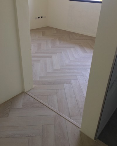 台中太平區實木地板安裝, 台中太平區耐磨地板安裝, 台中太平區超耐磨地板安裝, 
                    台中太平區鋪實木地板, 台中太平區鋪耐磨地板, 台中太平區鋪超耐磨地板